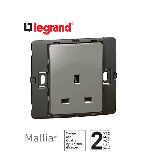ليجراند - فيش مفرد ماليا - 13 أمبير - 250 فولت - فضي غامق - 2